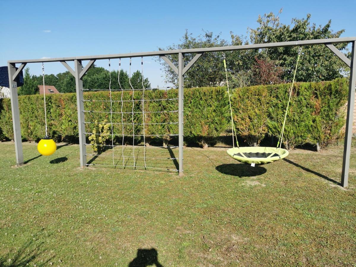 Bienvenue Chez Moi A Concevreux Panzió Kültér fotó